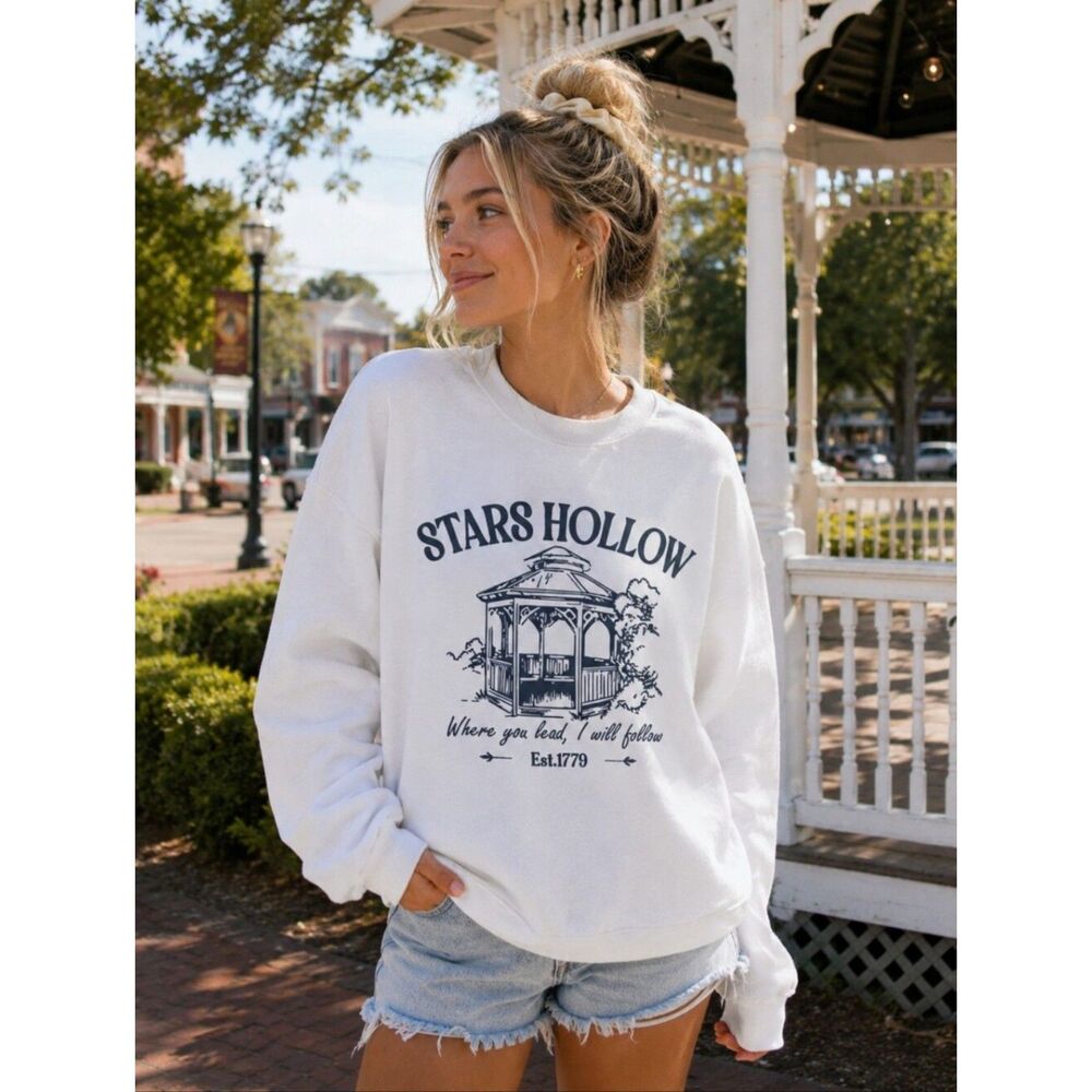 NEW Stars Hollow Gilmore Girls Graphic Sweatshirt XL White Oversized Cozy Fall